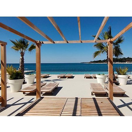 Апартаменты New!!! New Riva Luxury One - With Sunny Terrace & Big Garden Пореч Экстерьер фото
